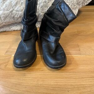 Arturo Chiang Black Ankle Boots